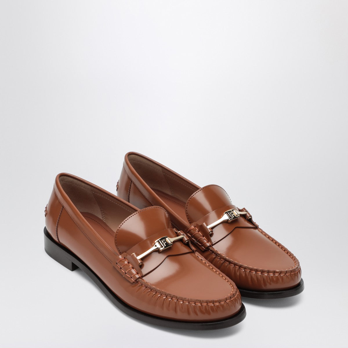 Ferragamo Moccasin with chain New Vara colour leather Ferragamo