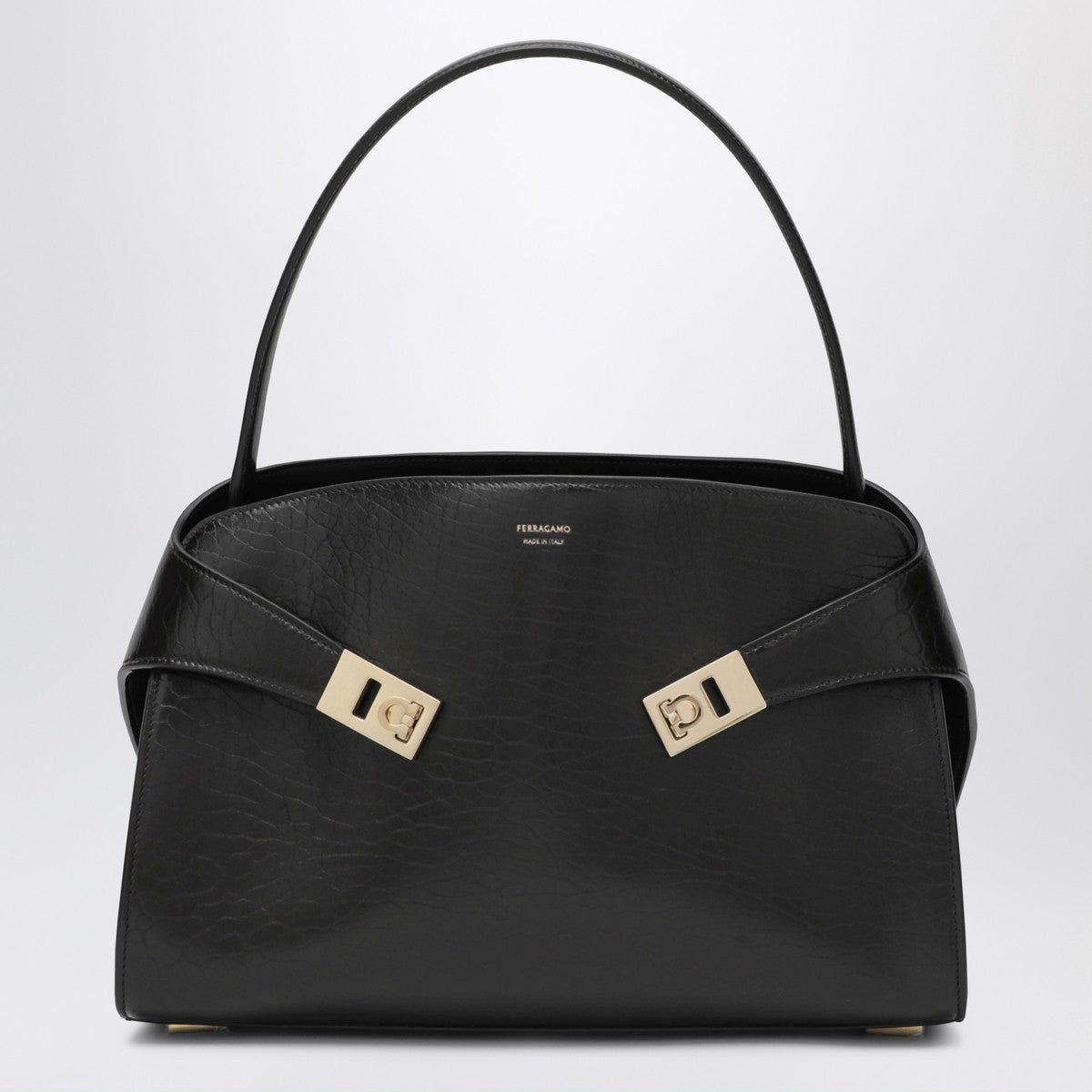 Ferragamo Black leather Hug M handbag Ferragamo