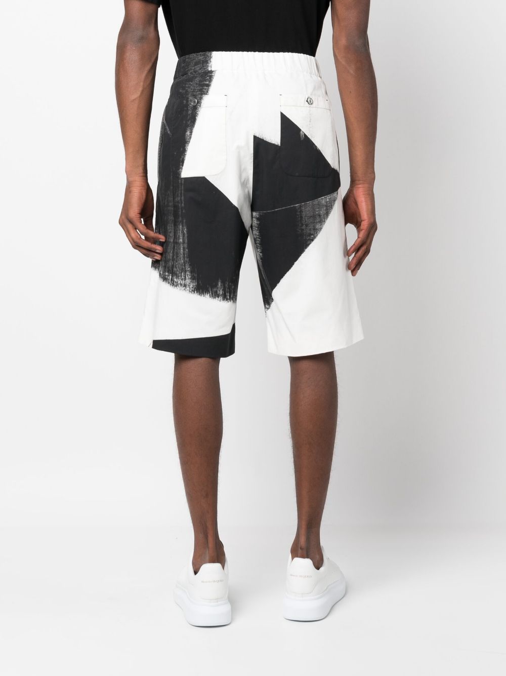Alexander McQueen abstract-print cotton bermuda shorts Alexander Mcqueen