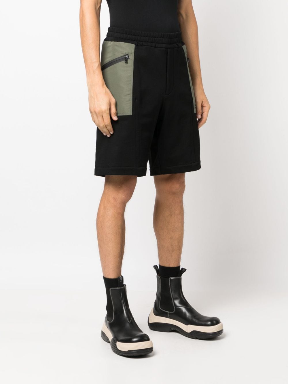 Alexander McQueen two-tone Elasticated Track Shorts - Gallerias