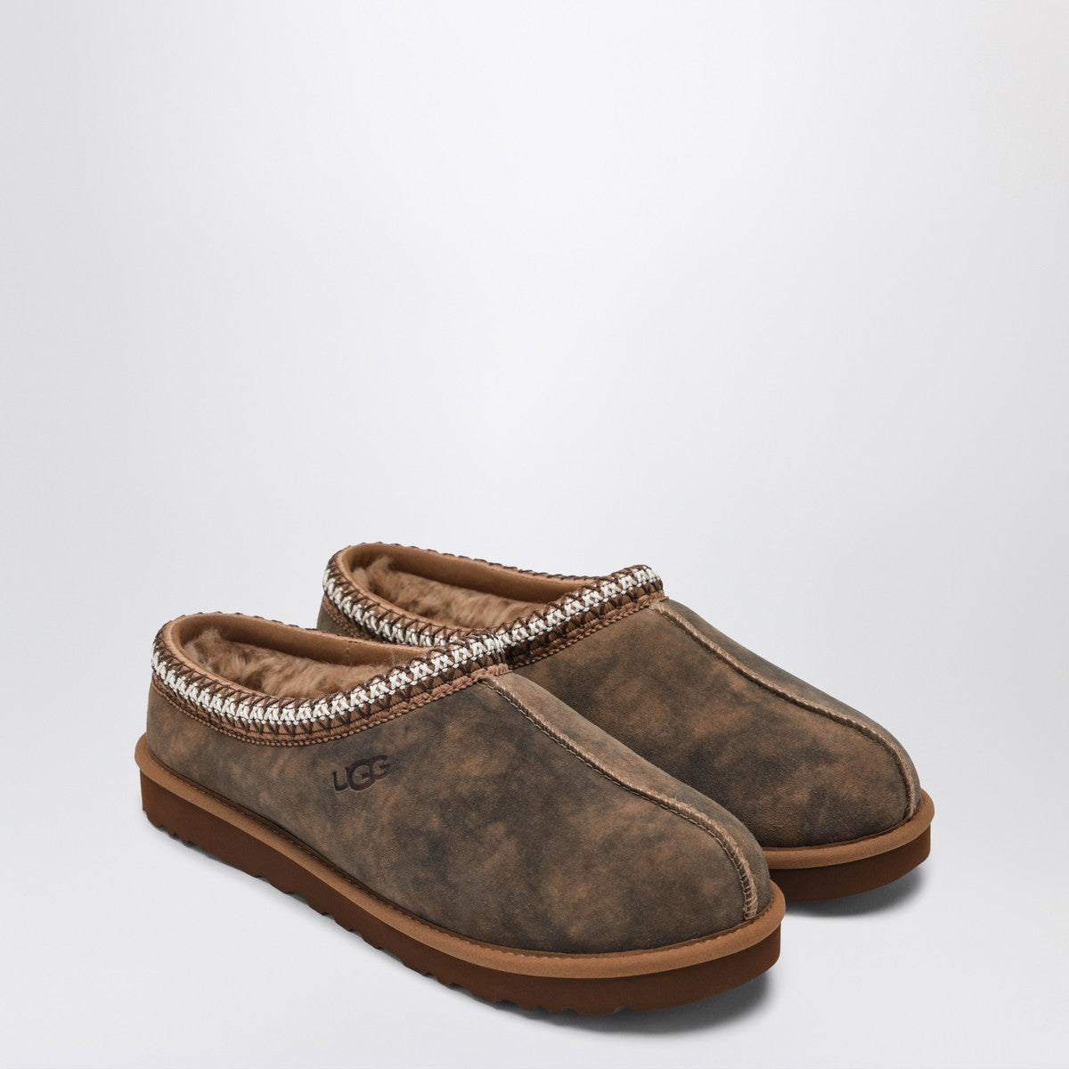 UGG Ciabatta Tasman Baxter color chestnut Ugg