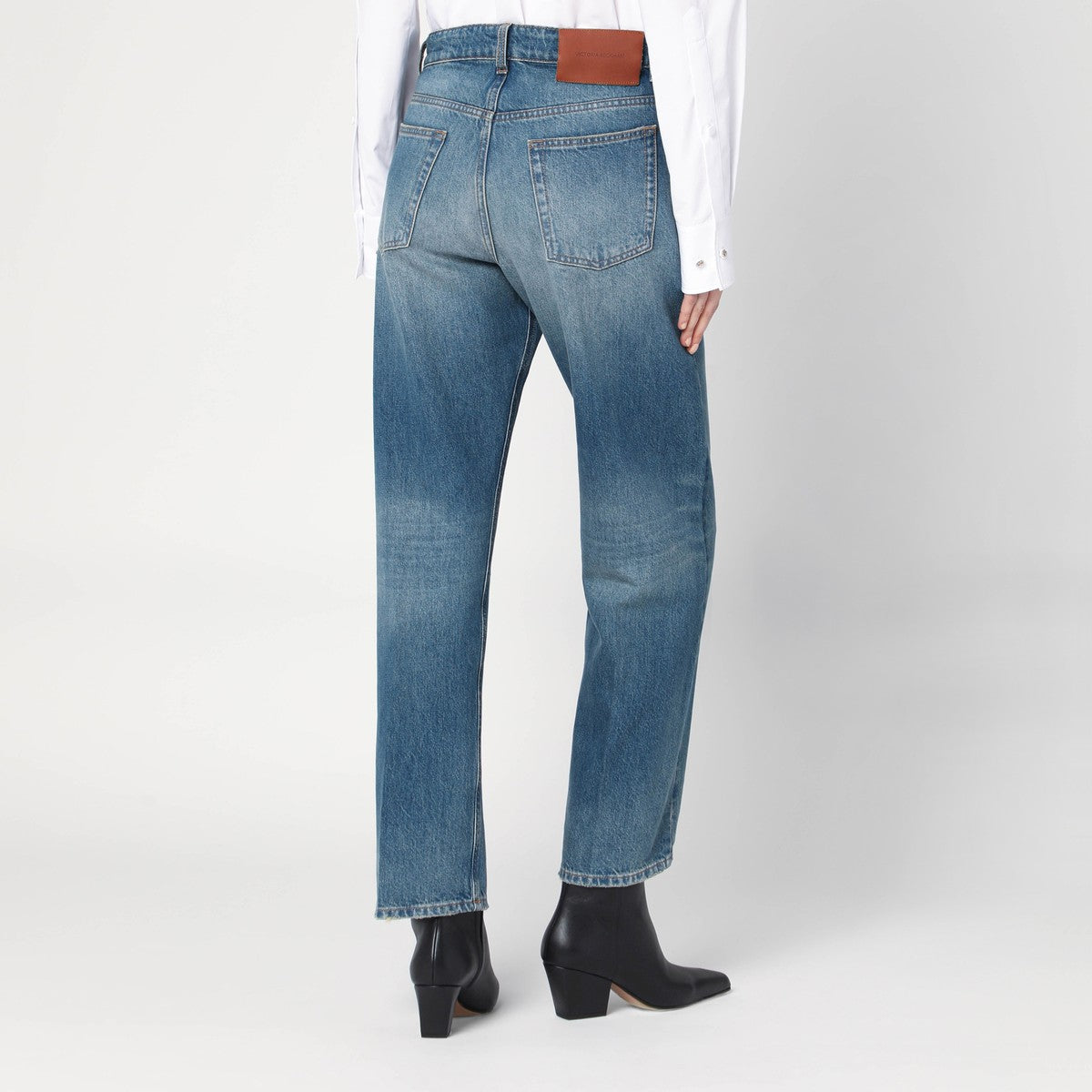 Victoria Beckham Bearnie jeans in faded blue Victoria Beckham