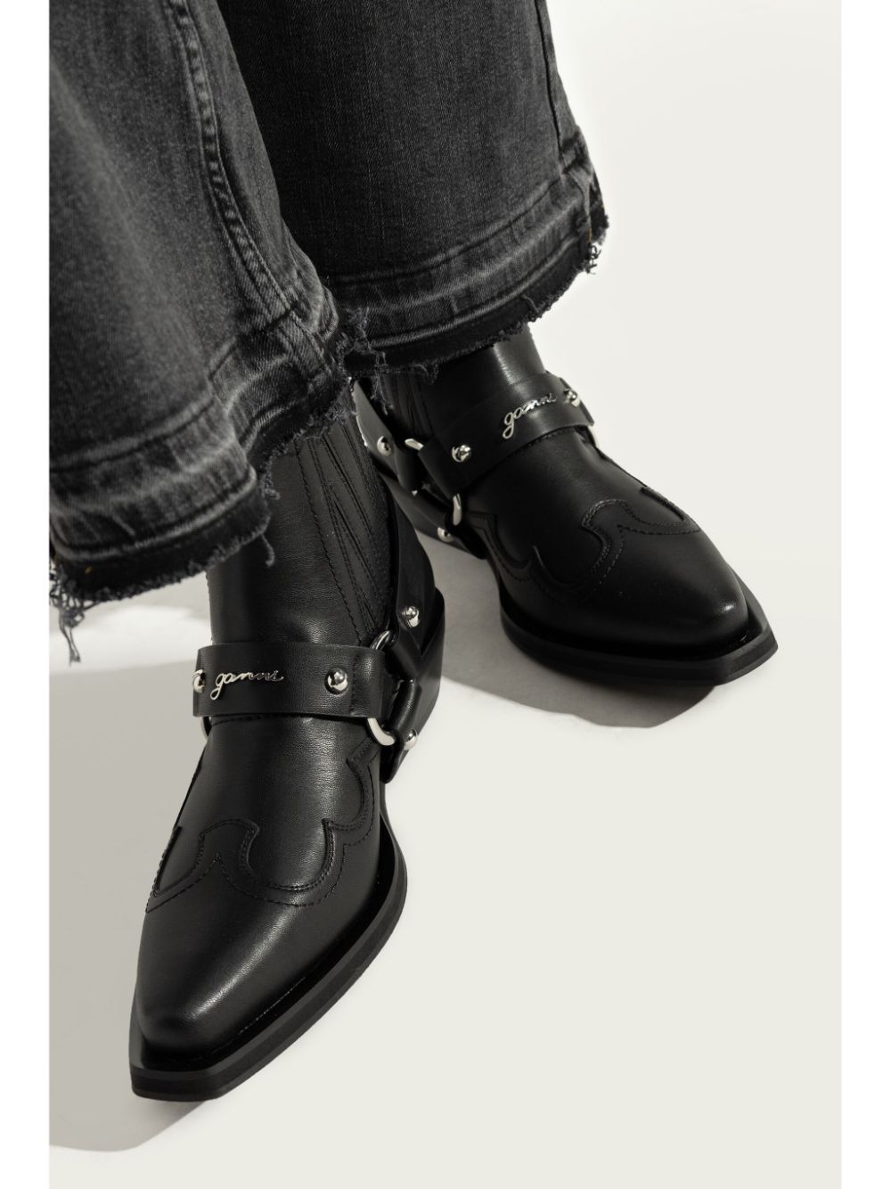Ganni Low Cut Western Chelsea Boots Ganni