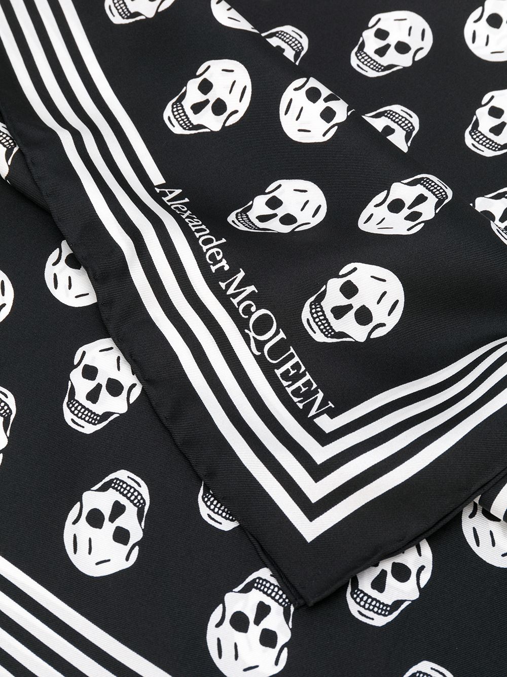 Alexander McQueen Skull silk scarf Alexander Mcqueen