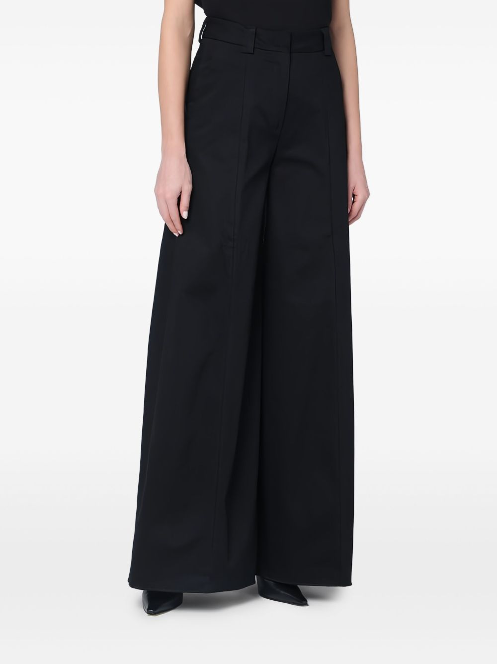 THE LATEST Trousers Black THE LATEST