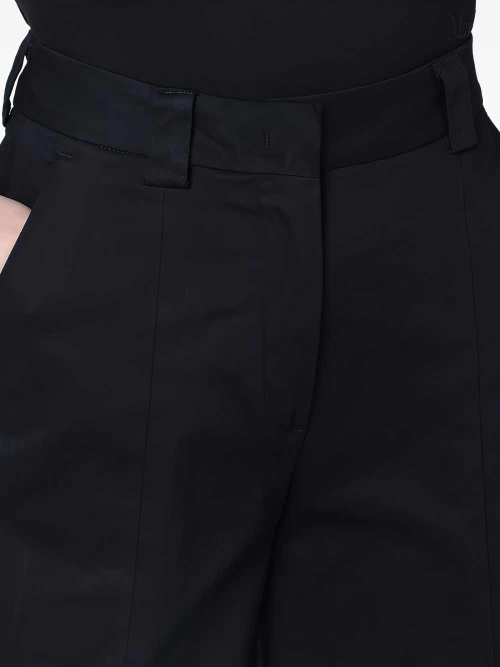 THE LATEST Trousers Black THE LATEST