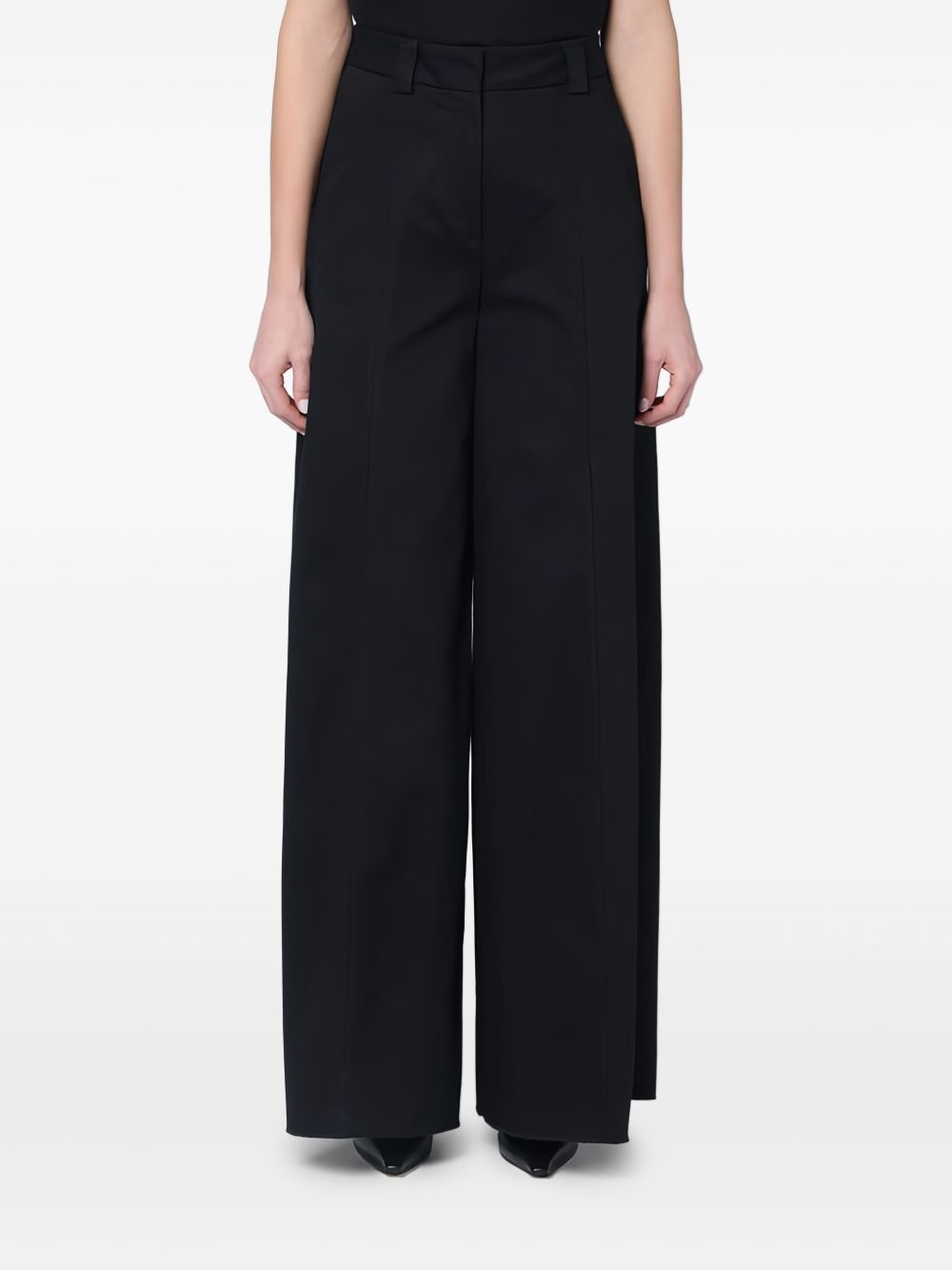 THE LATEST Trousers Black THE LATEST