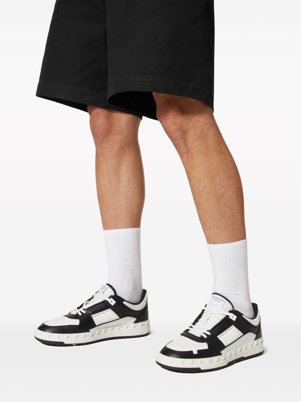 Valentino Garavani Low Top Freedots Sneaker In Calfskin Valentino Garavani