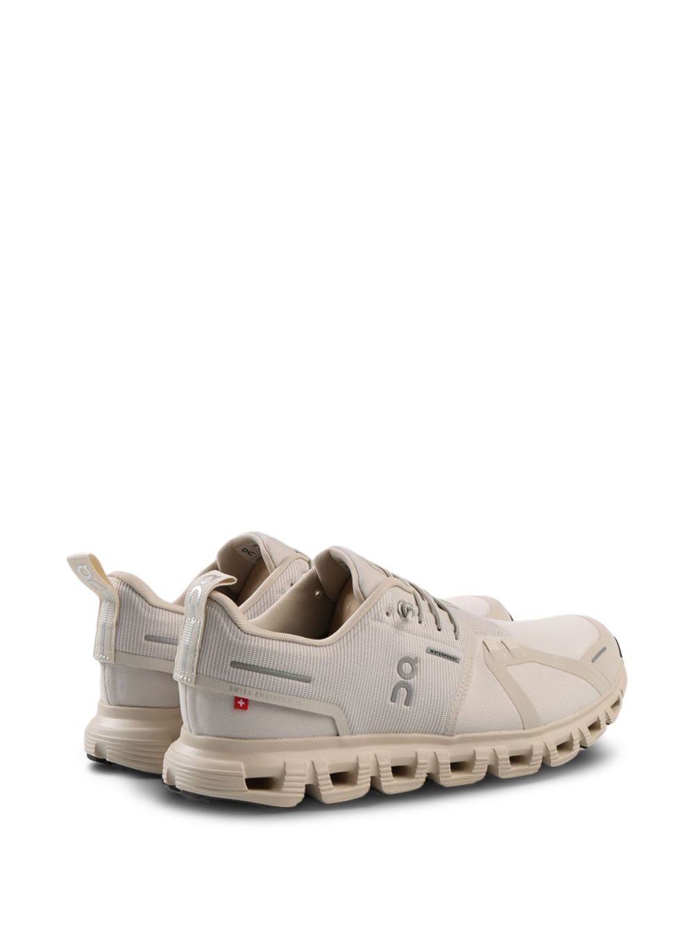 ON Running Cloud 6 trainers ON