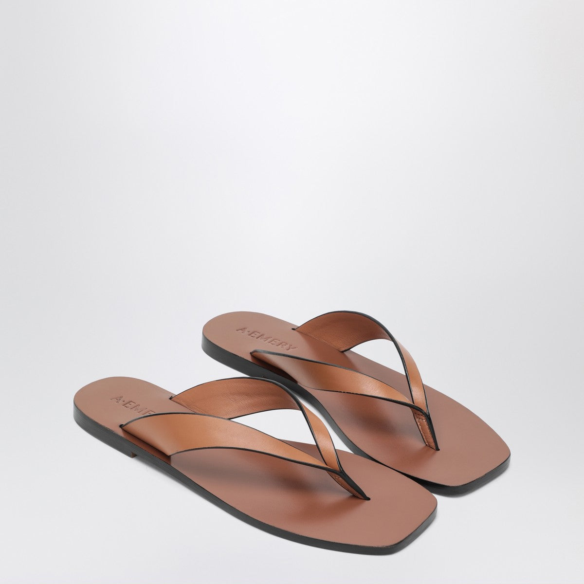 A.EMERY The Kinto Sandals brown in leather A.EMERY