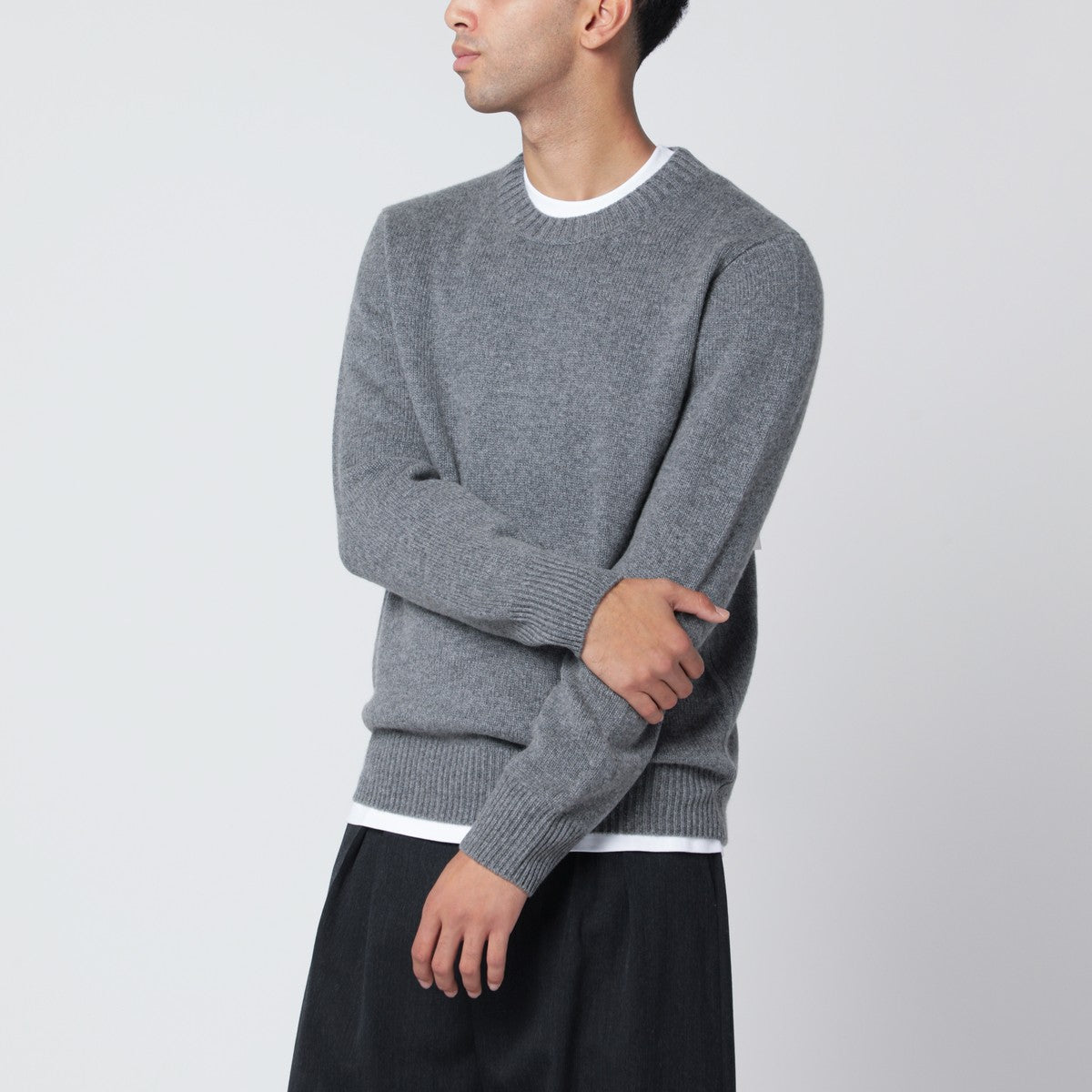 Soft Goat Grey cashmere crewneck sweater Soft Goat