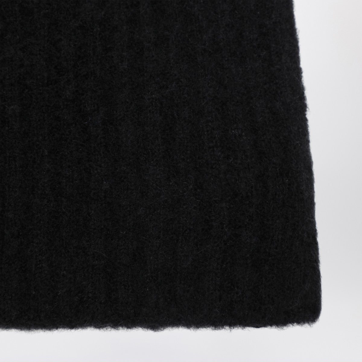 Roberto Collina Black cashmere ribbed beanie Roberto Collina