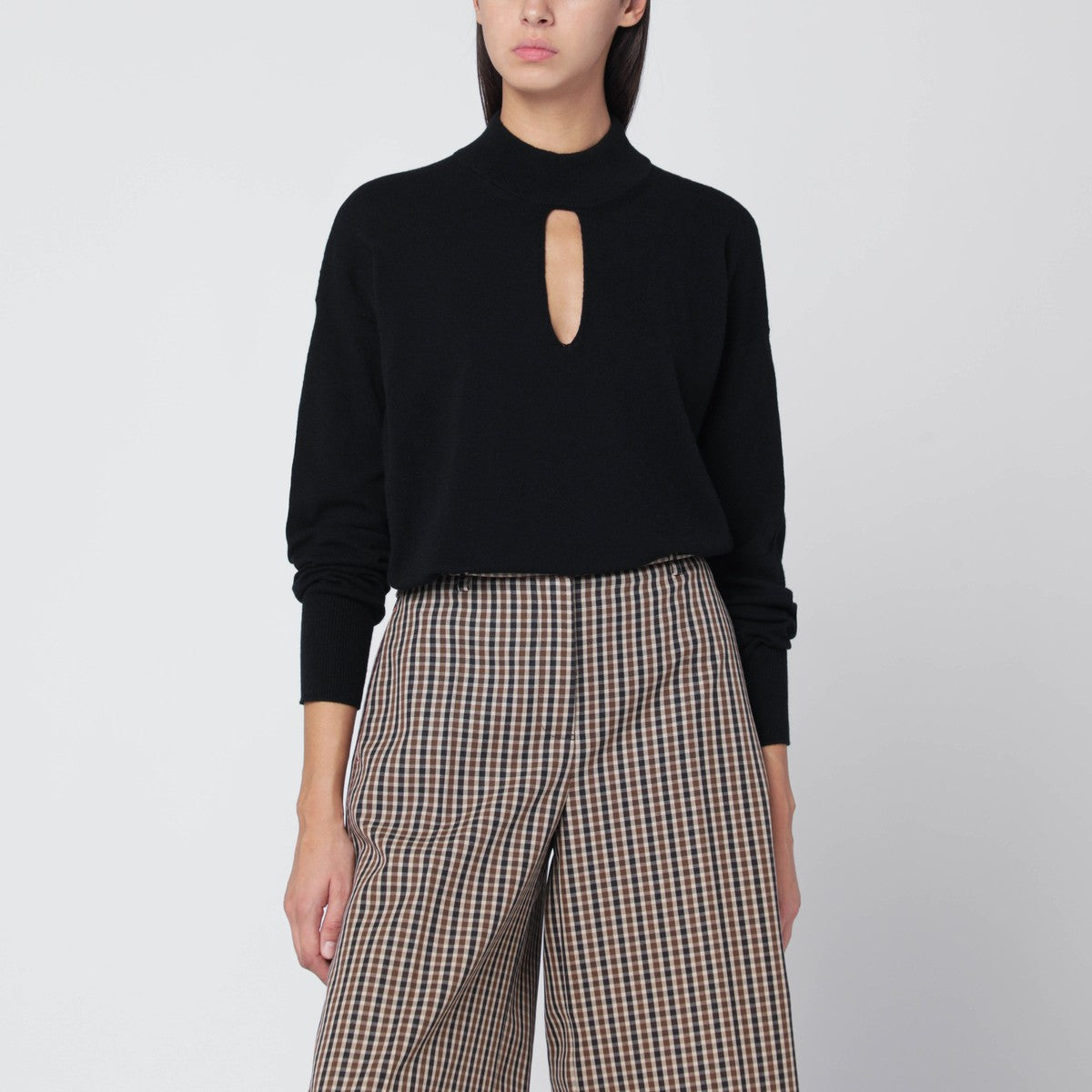Roberto Collina Black wool sweater with cut-out Roberto Collina