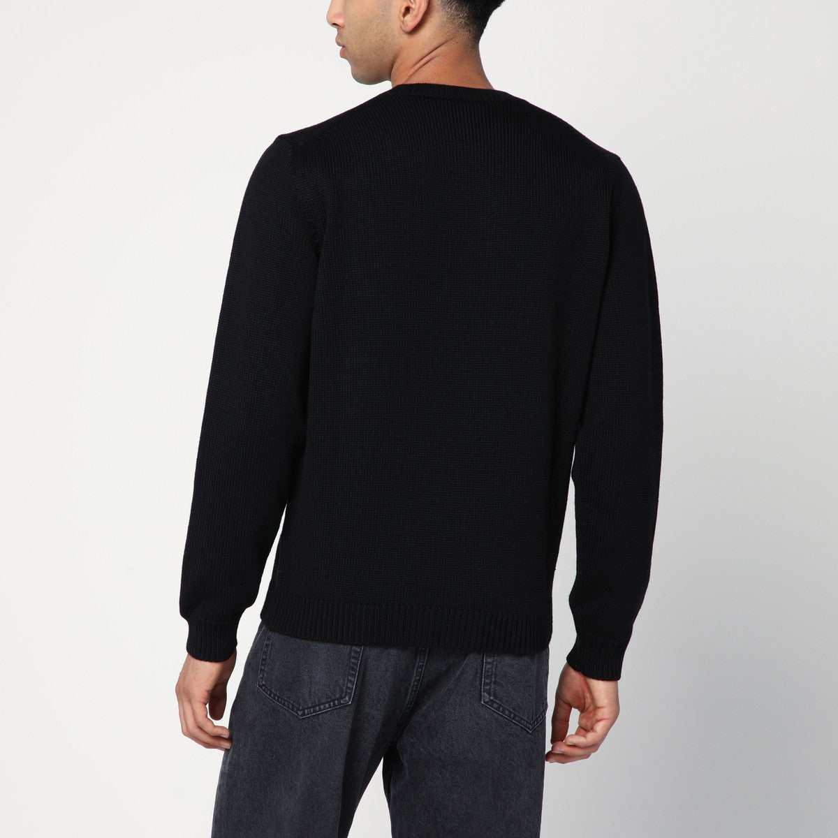Roberto Collina Black crew neck wool sweater Roberto Collina