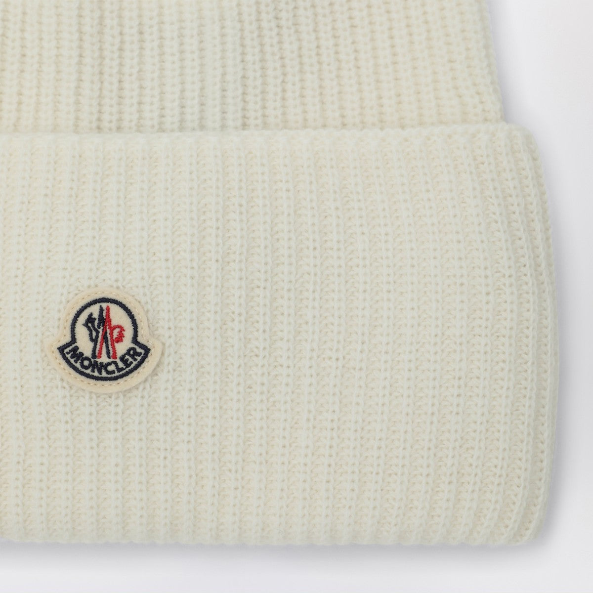 Moncler White wool beanie with logo patch Moncler