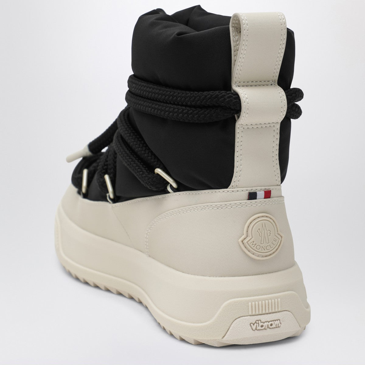 Moncler Altive Mid snow boots in black Moncler