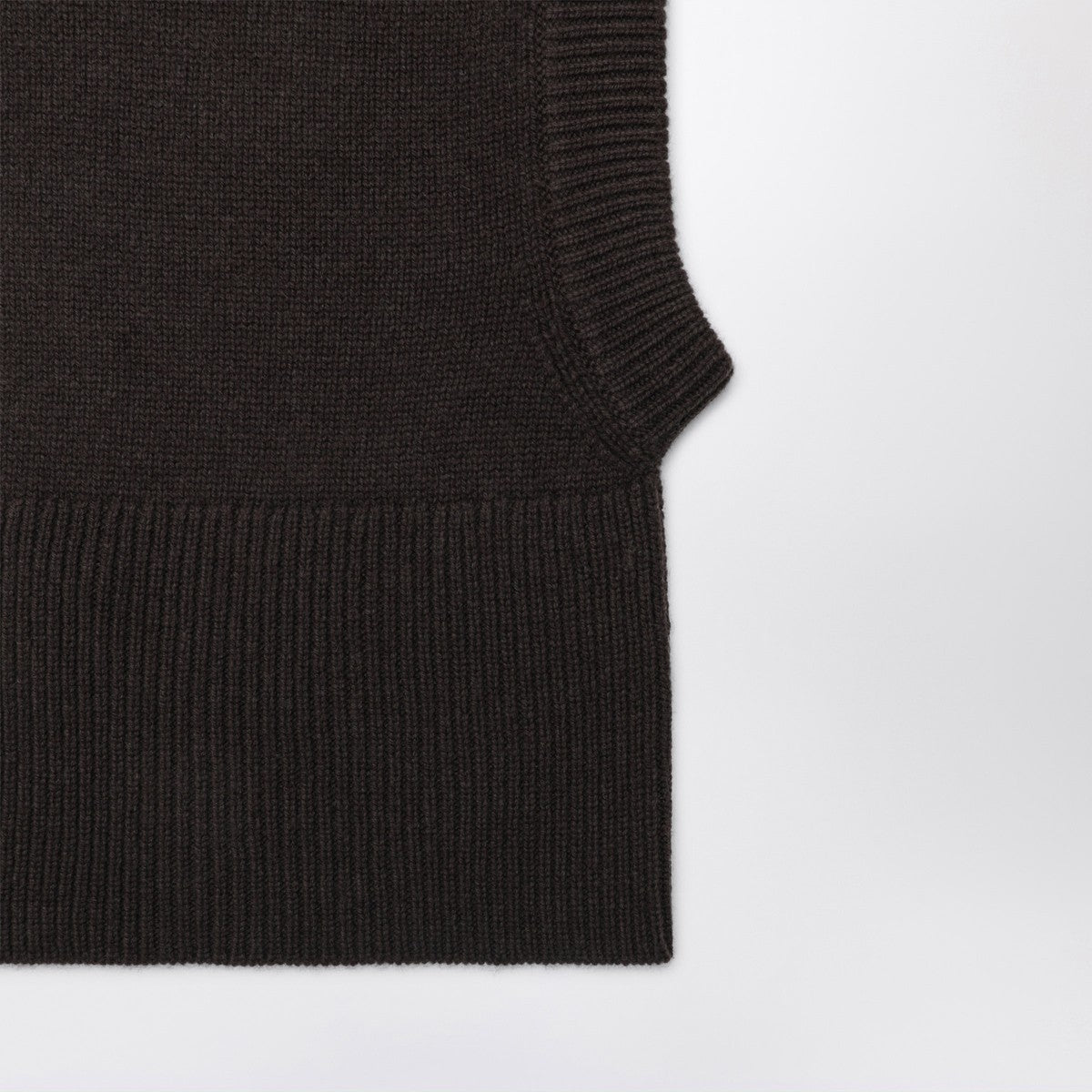 ALMADA LABEL Brown wool and cashmere beanie ALMADA LABEL