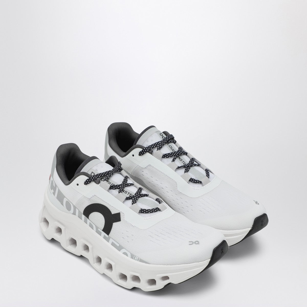 Cloudmonster white Sneaker On