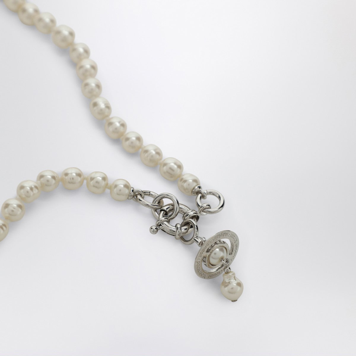 Vivienne Westwood Aleksa Pearl Necklace with Platinum Finish Vivienne Westwood