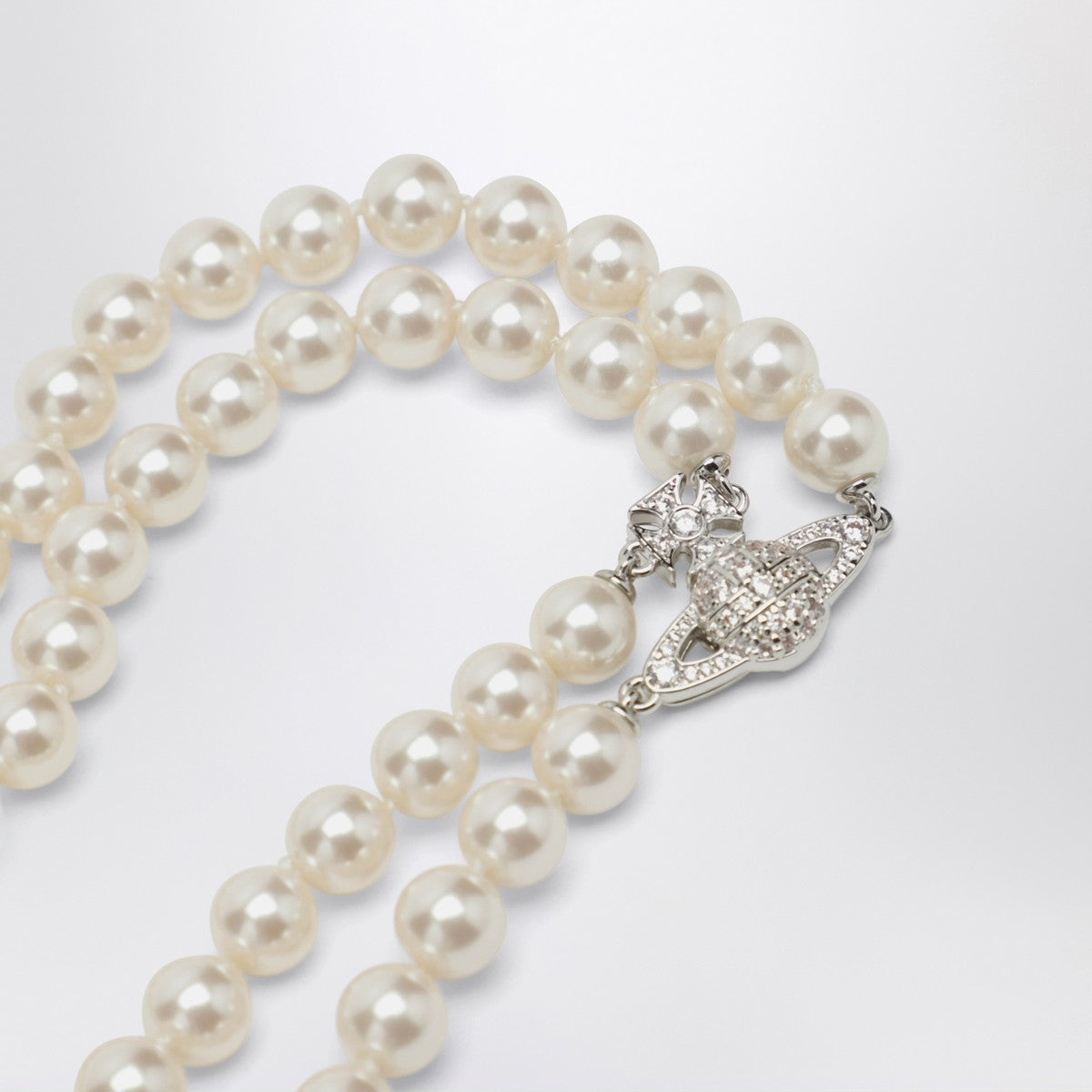 Vivienne Westwood Graziella Platinum Choker with Synthetic Pearls Vivienne Westwood