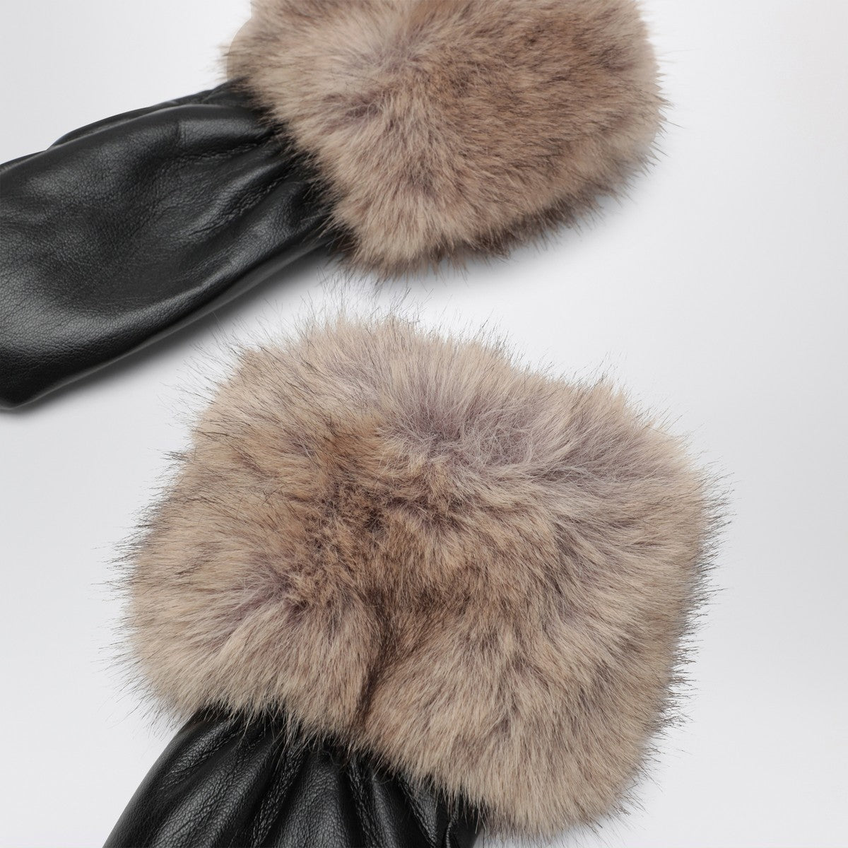 STAND STUDIO Jane gloves in leather and fur Stand Studio