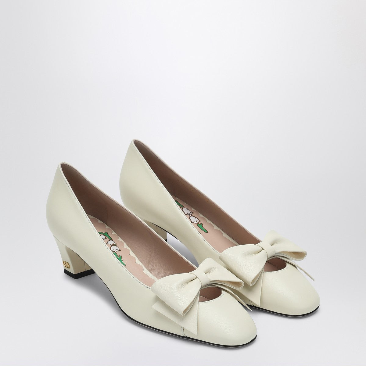 Valentino Garavani Décolleté Bowow ivory Valentino Garavani