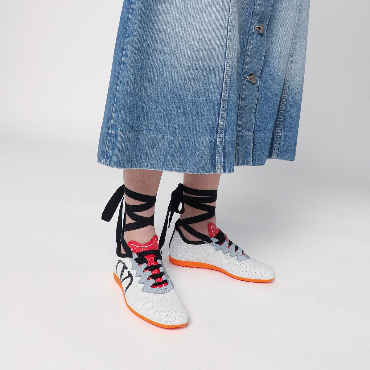 Valentino Garavani White perforated nappa leather Chromathon Sneaker Valentino Garavani