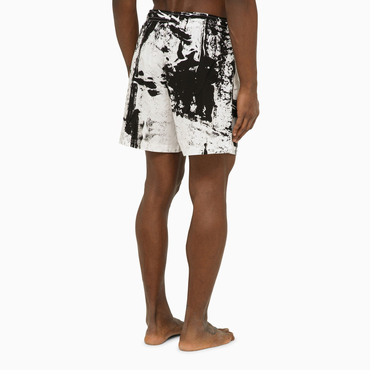Alexander McQueen Abstract print swim shorts with logo Alexander Mcqueen