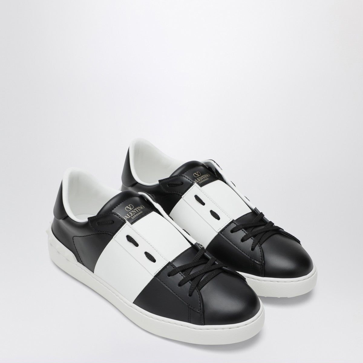 Valentino Garavani Black/white Open sneakers Valentino Garavani