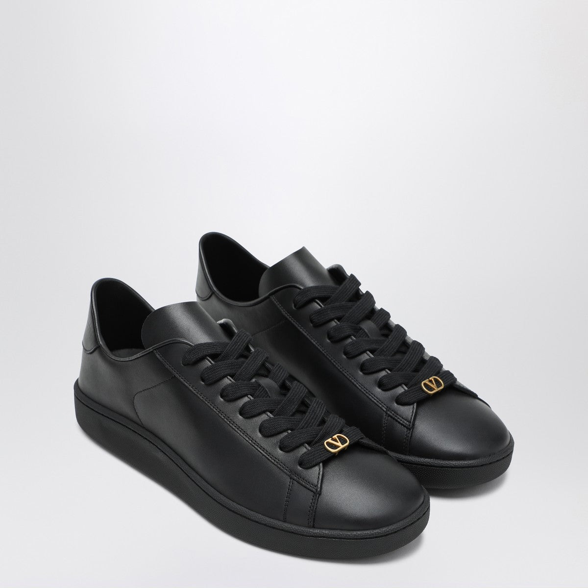 Valentino Garavani Black leather Royco sneakers Valentino Garavani