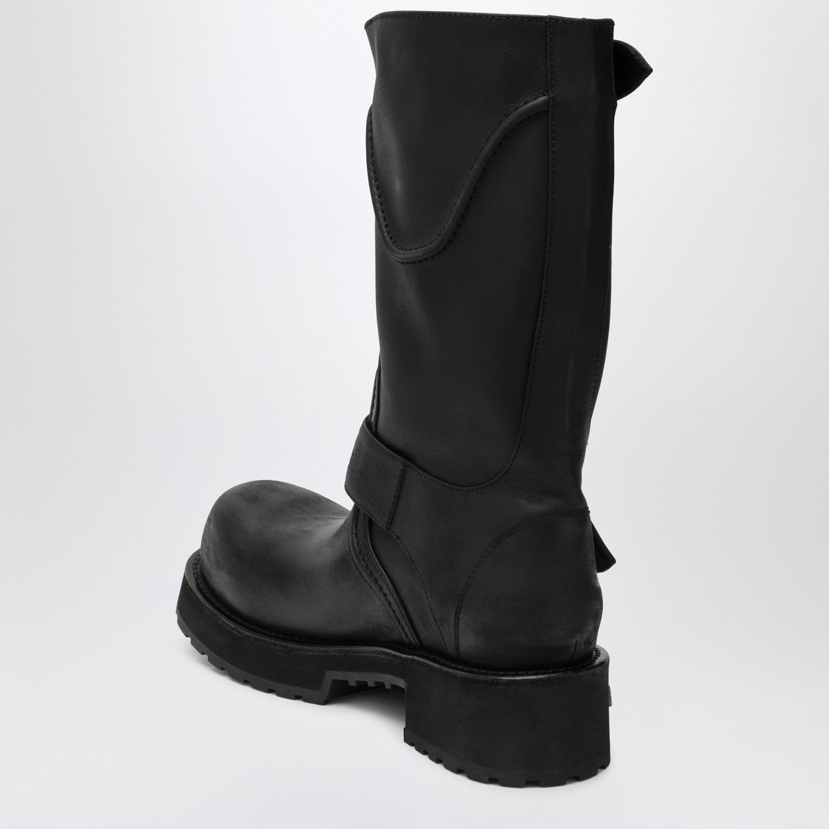 Balenciaga Venom boots in black calf leather Balenciaga