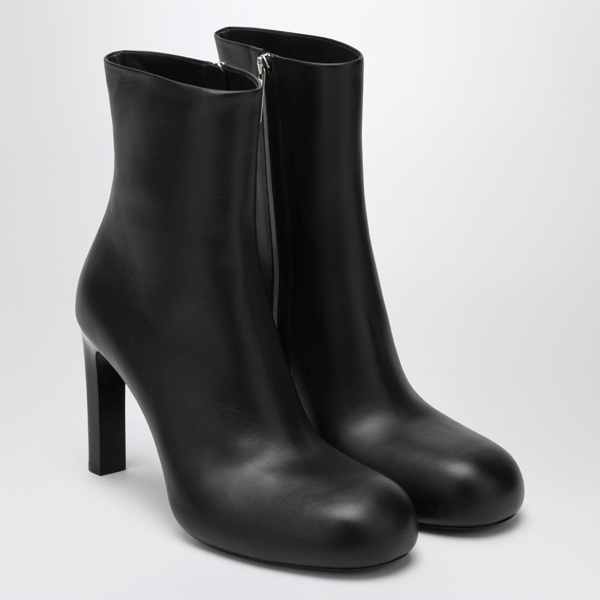 Balenciaga Black Fargo ankle boots in leather Balenciaga