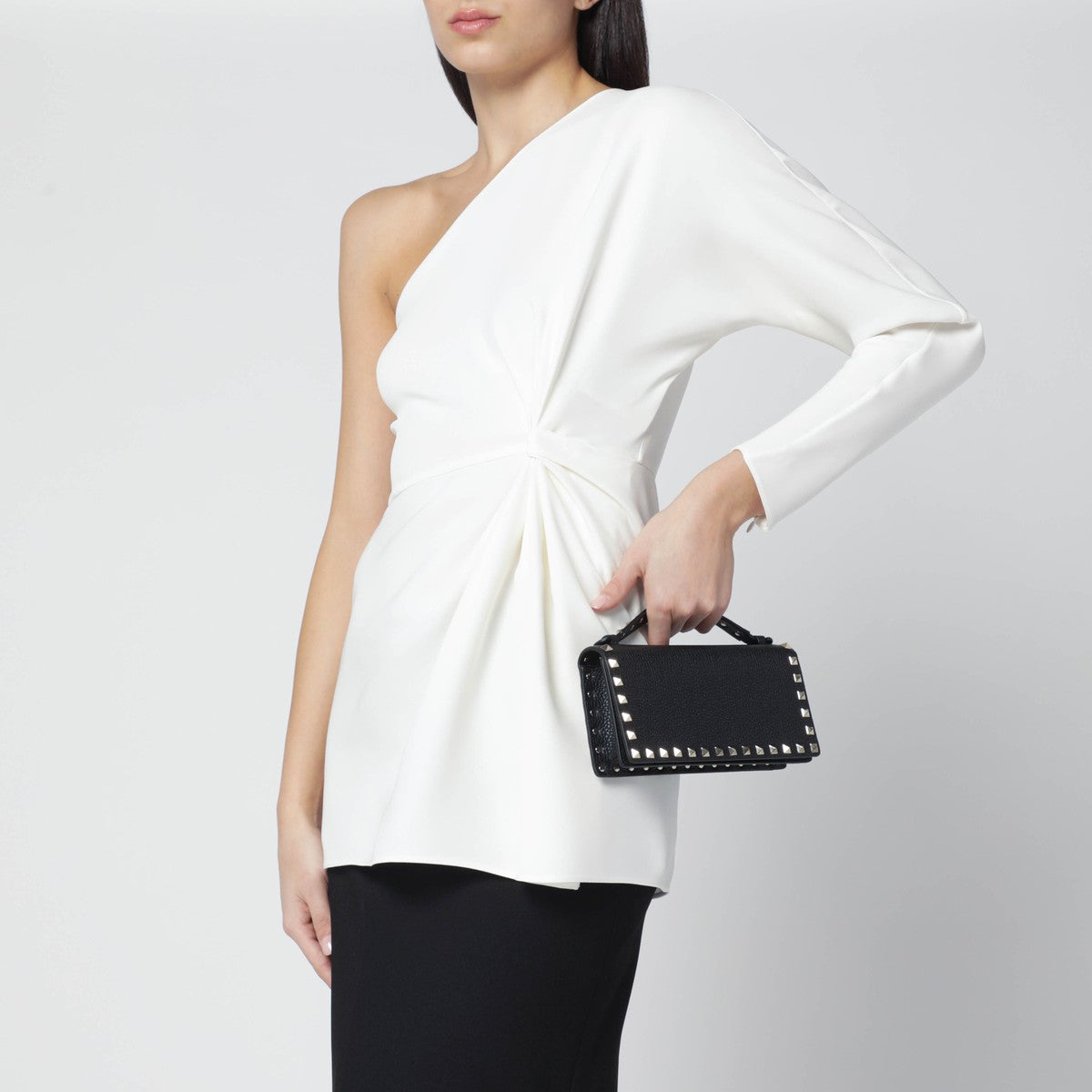 Valentino Garavani Black Rockstud chain wallet Valentino Garavani