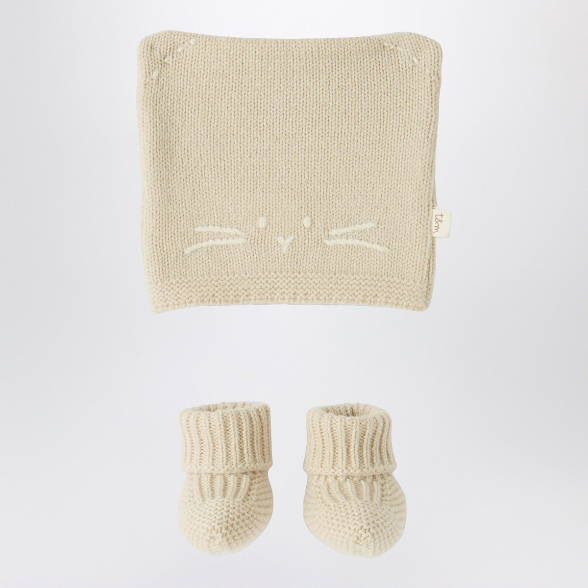 Teddy & Minou Beige knit set with hat and shoes Teddy & Minou