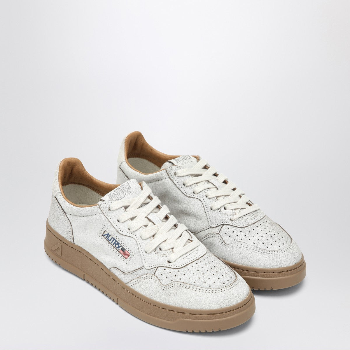 AUTRY Medalist Low Super Vintage sneakers white/tobacco Autry