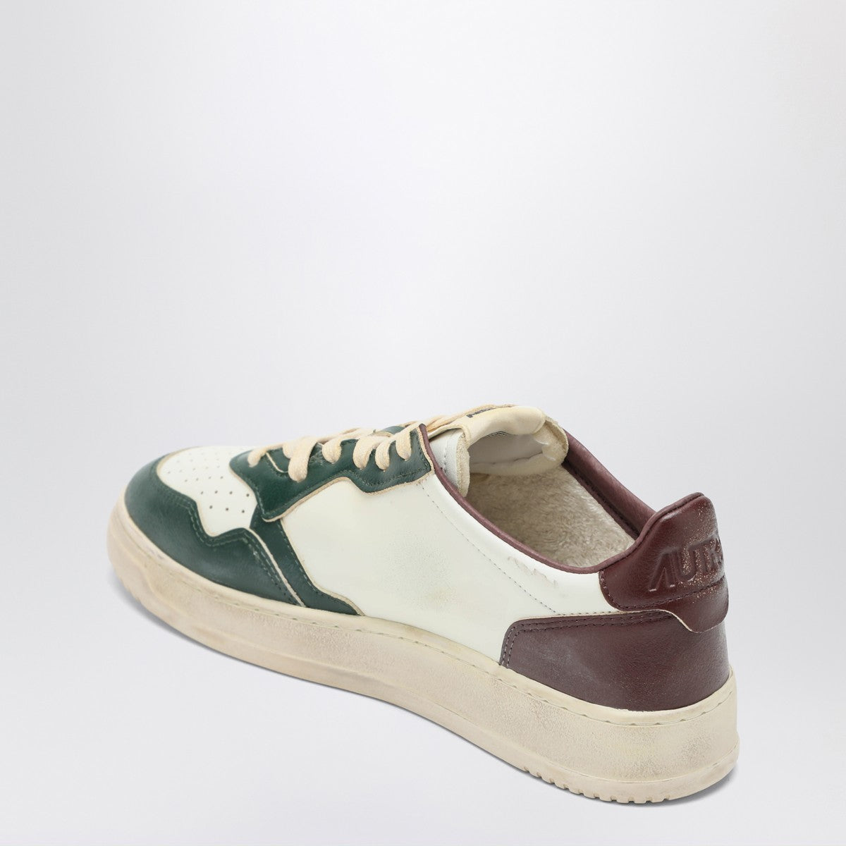 AUTRY White/green/rum Medalist Low Super Vintage sneakers Autry