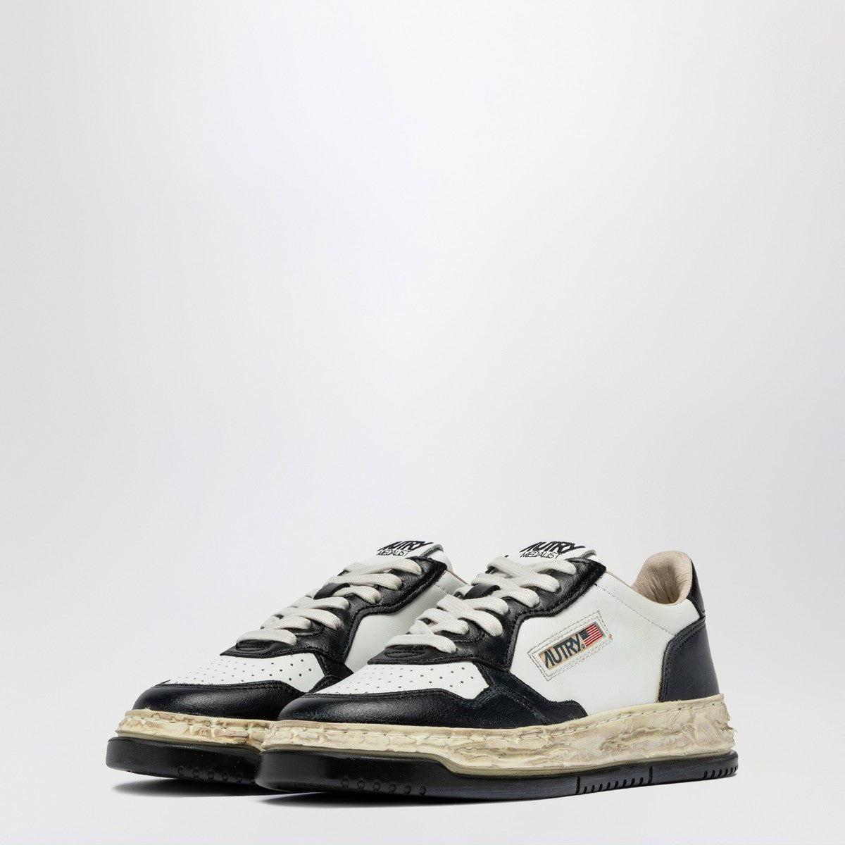 Autry X Mihara Yasuhiro White/black Sup Vint sneaker Autry X Mihara Yasuhiro