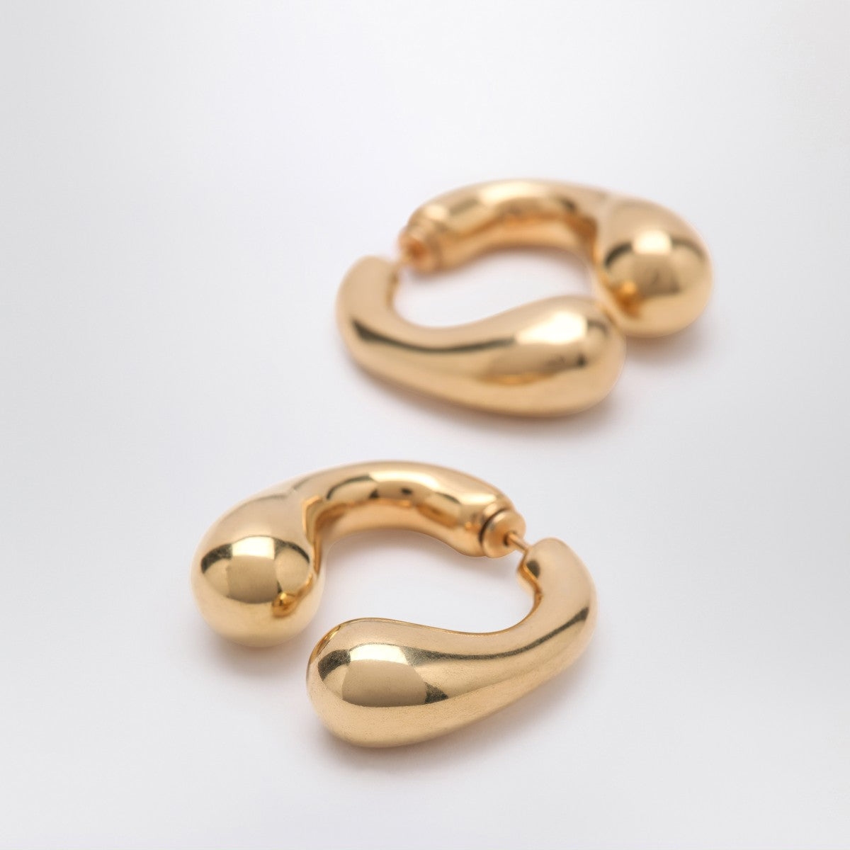 Panconesi P Helix gold earrings Panconesi