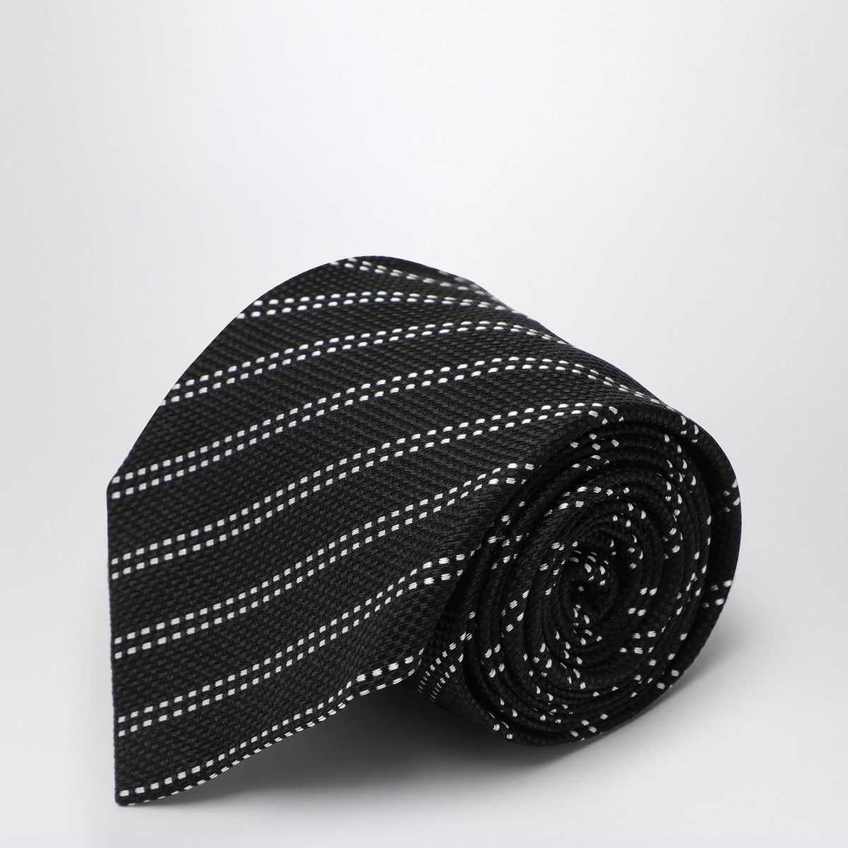 Destin Black/white silk tie