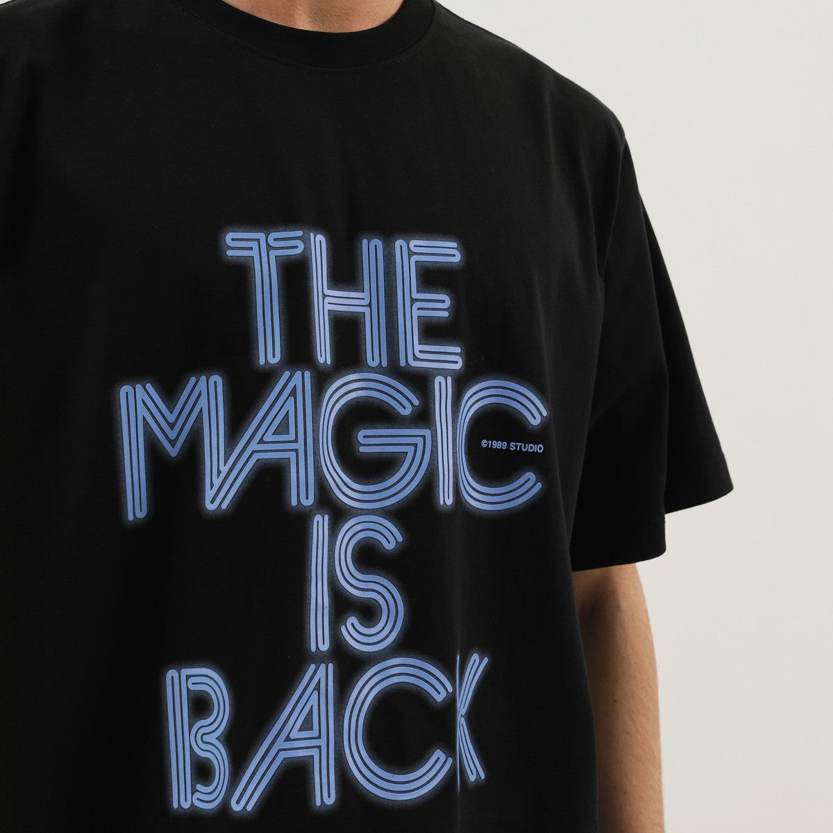 1989 STUDIO Magic T-Shirt S/S 1989 STUDIO