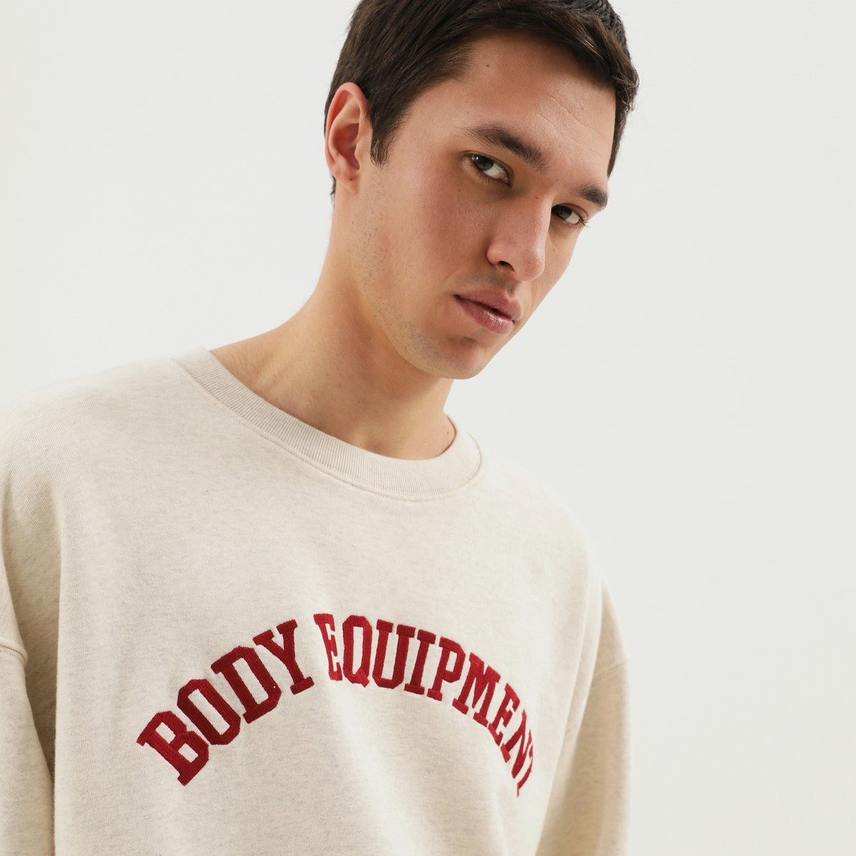 1989 STUDIO White Body Equipment crew neck sweatshirt 1989 STUDIO