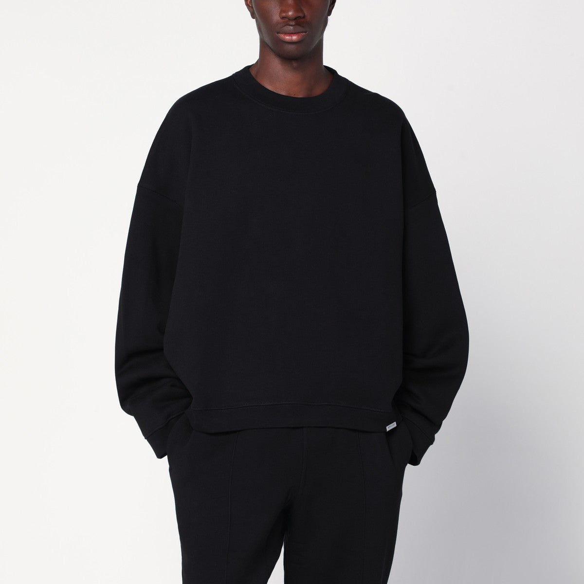Represent Black crew neck sweatshirt Represent