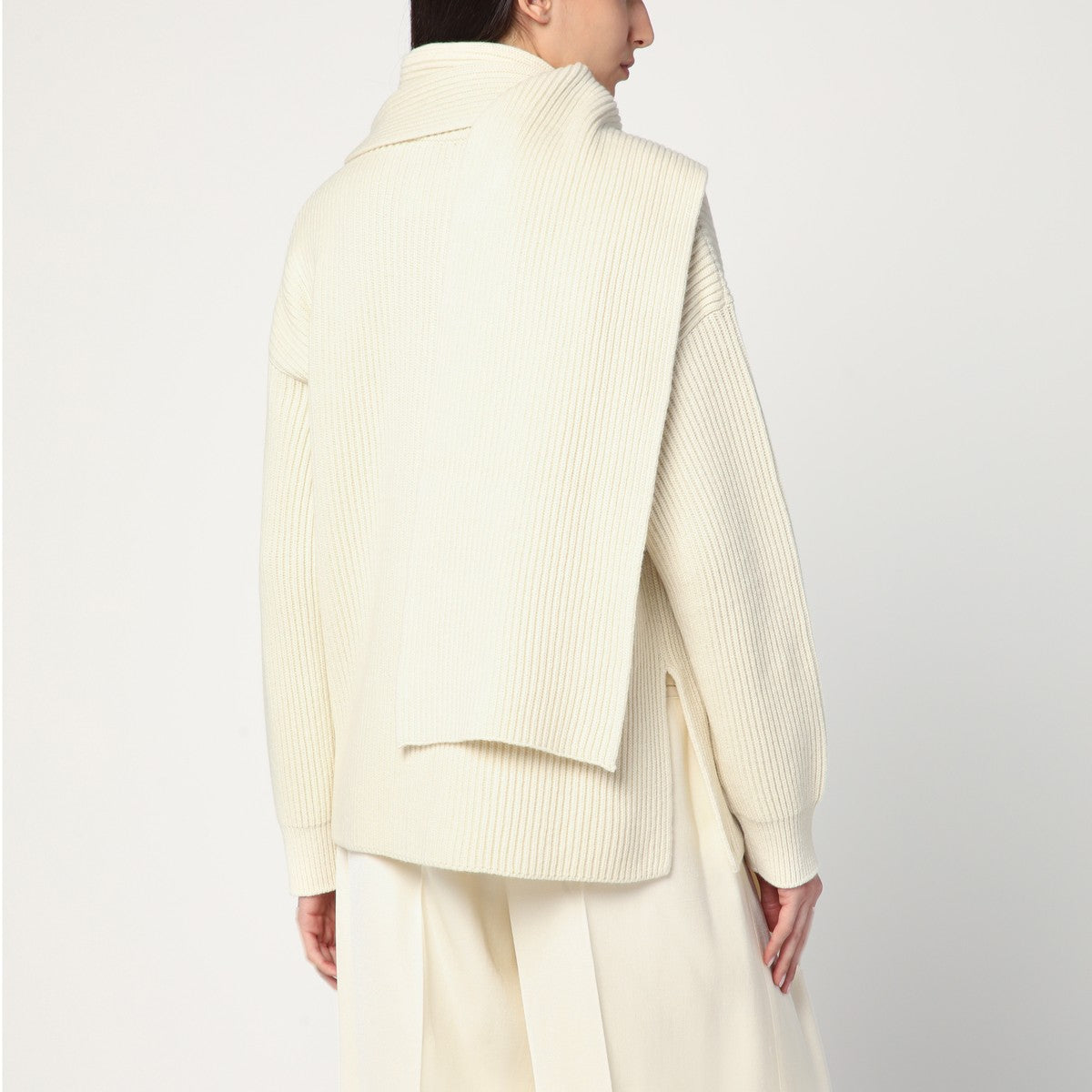 Jil Sander Ivory sweater in wool with scarf Jil Sander