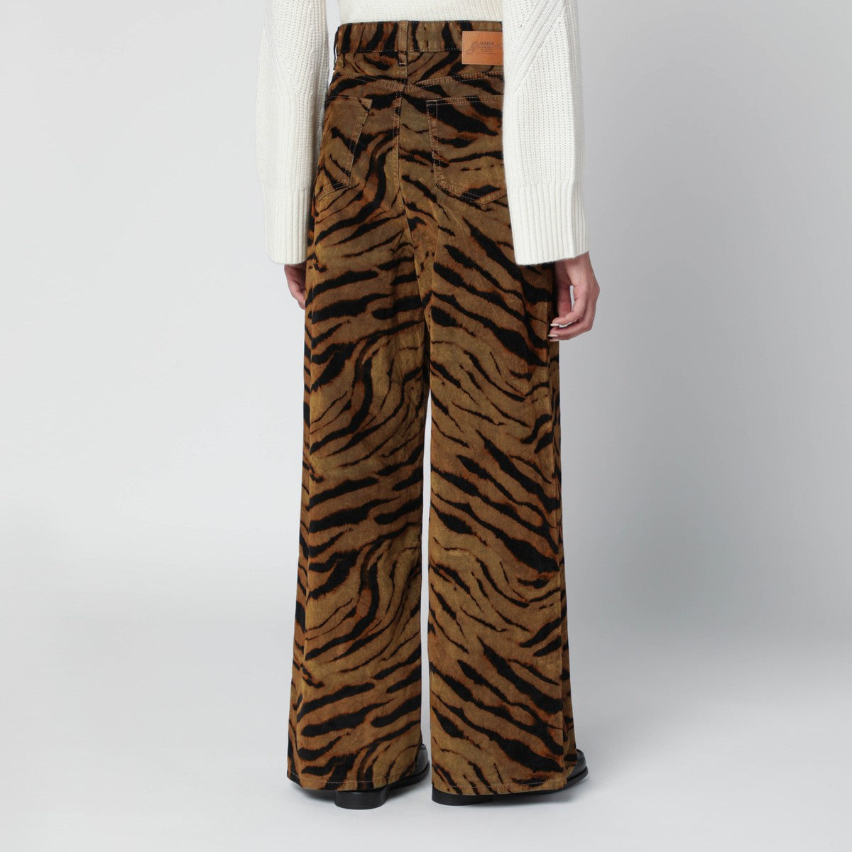 GANNI Khaki zebra-print baggy jeans Ganni