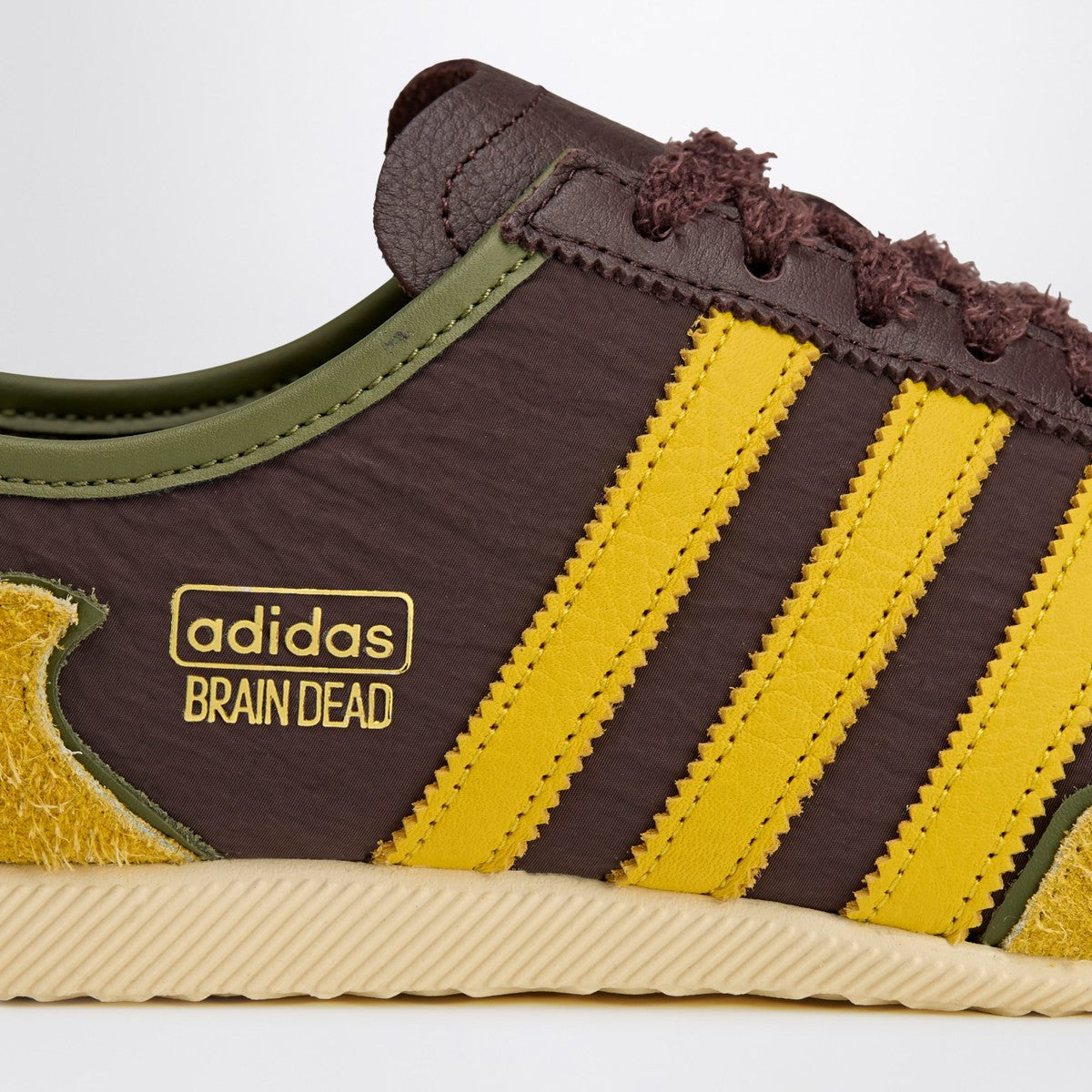 adidas x Brain Dead Sneaker Japan Lo Shadow Brown/Hazy Yellow/Off White adidas x Brain Dead