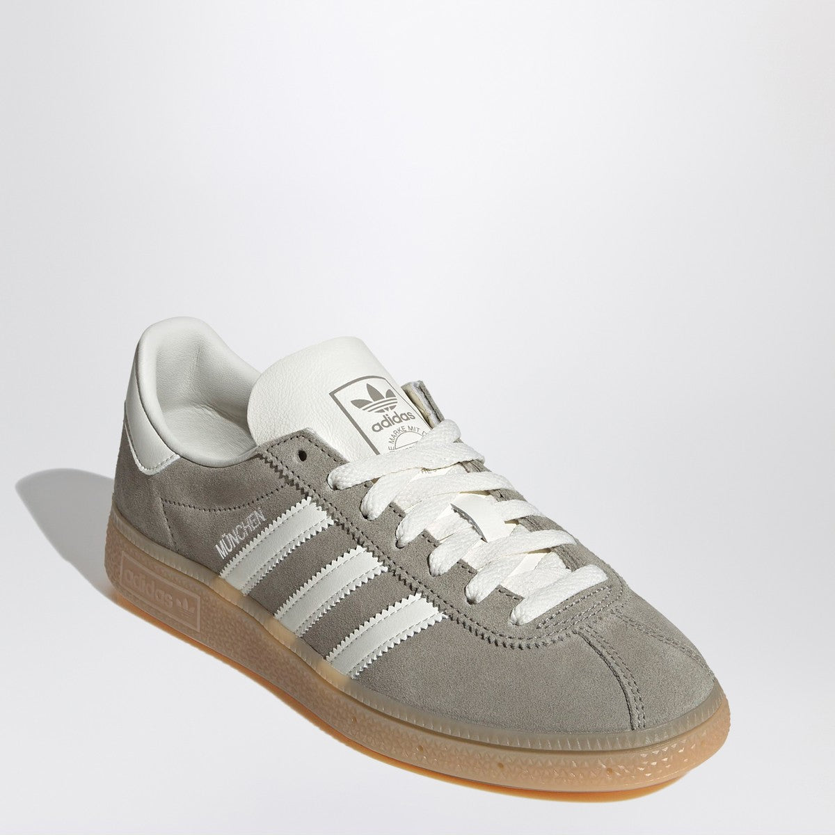 adidas Originals Muenchen sneakers in grey suede adidas Originals