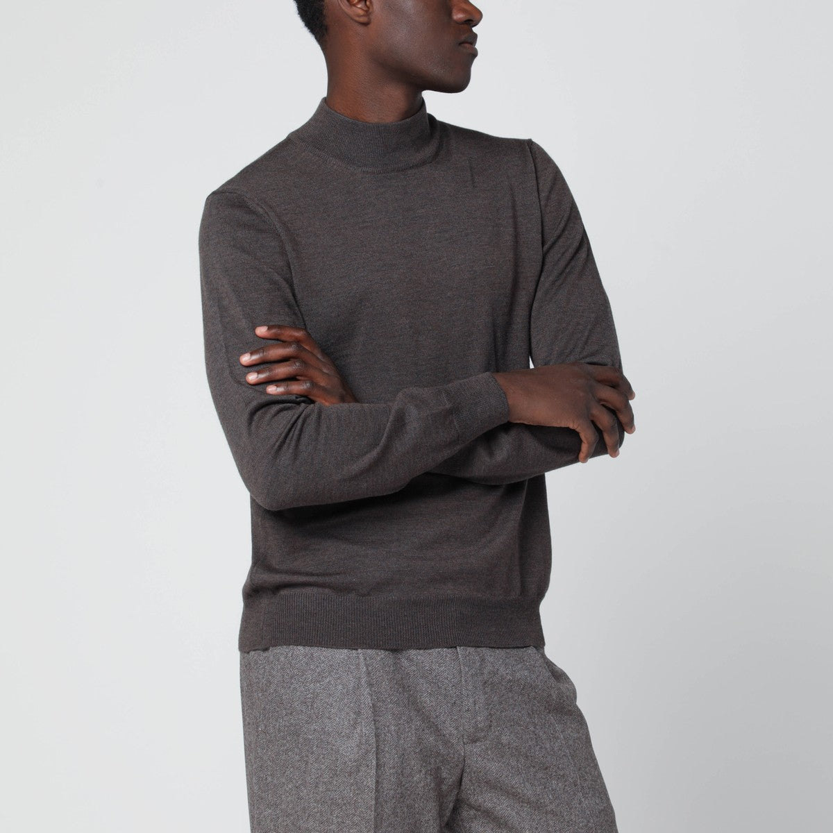 Tagliatore Taupe wool turtleneck sweater Tagliatore