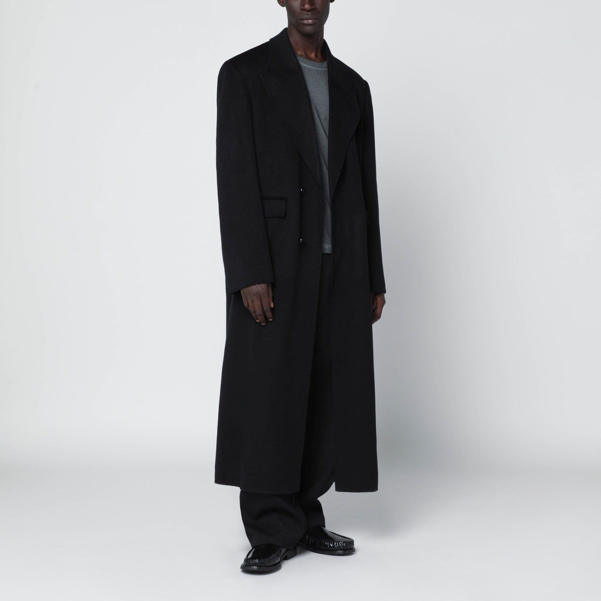 Séfr Tetsu black coat in wool and cashmere Séfr