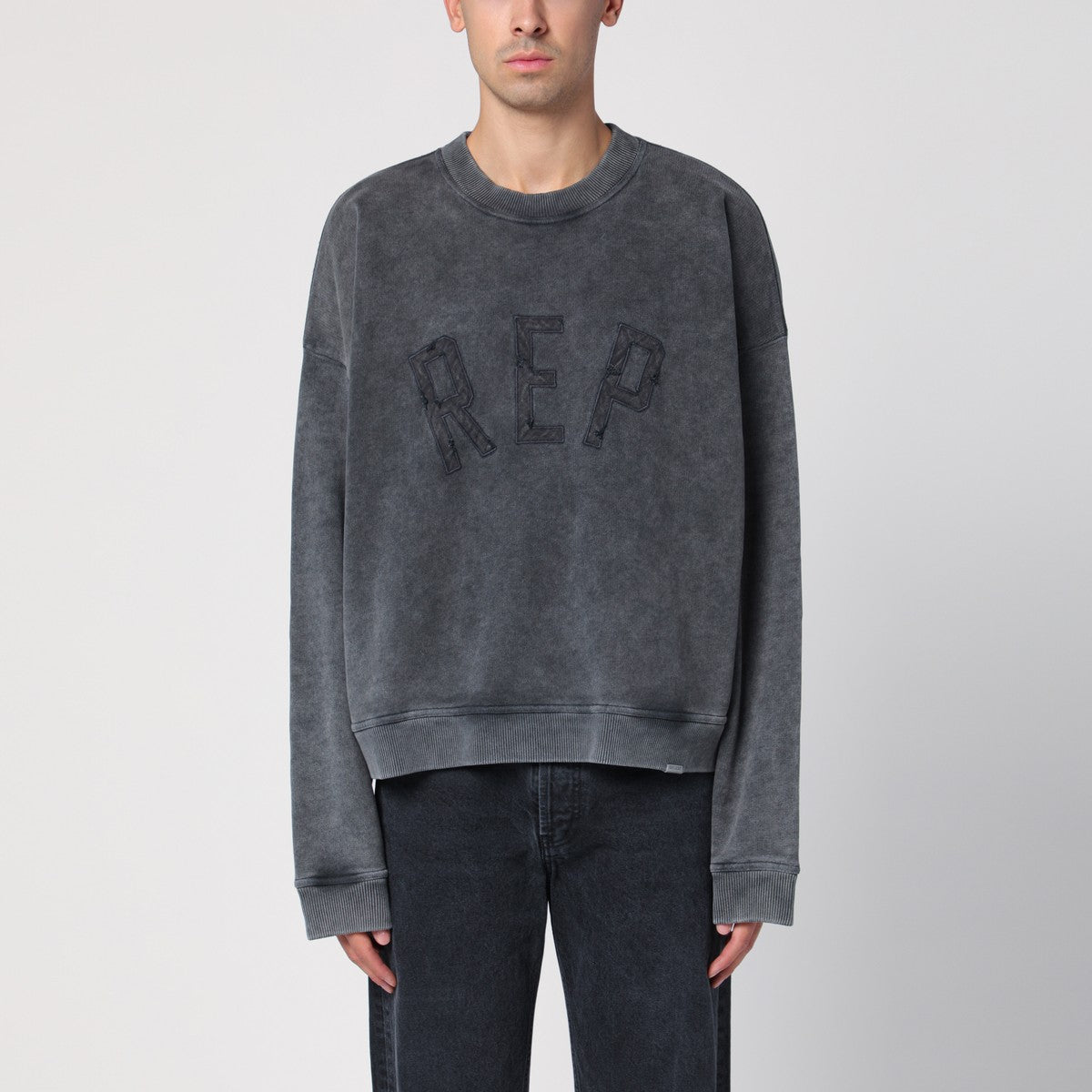 Represent Round-neck sweatshirt with Rep application Represent