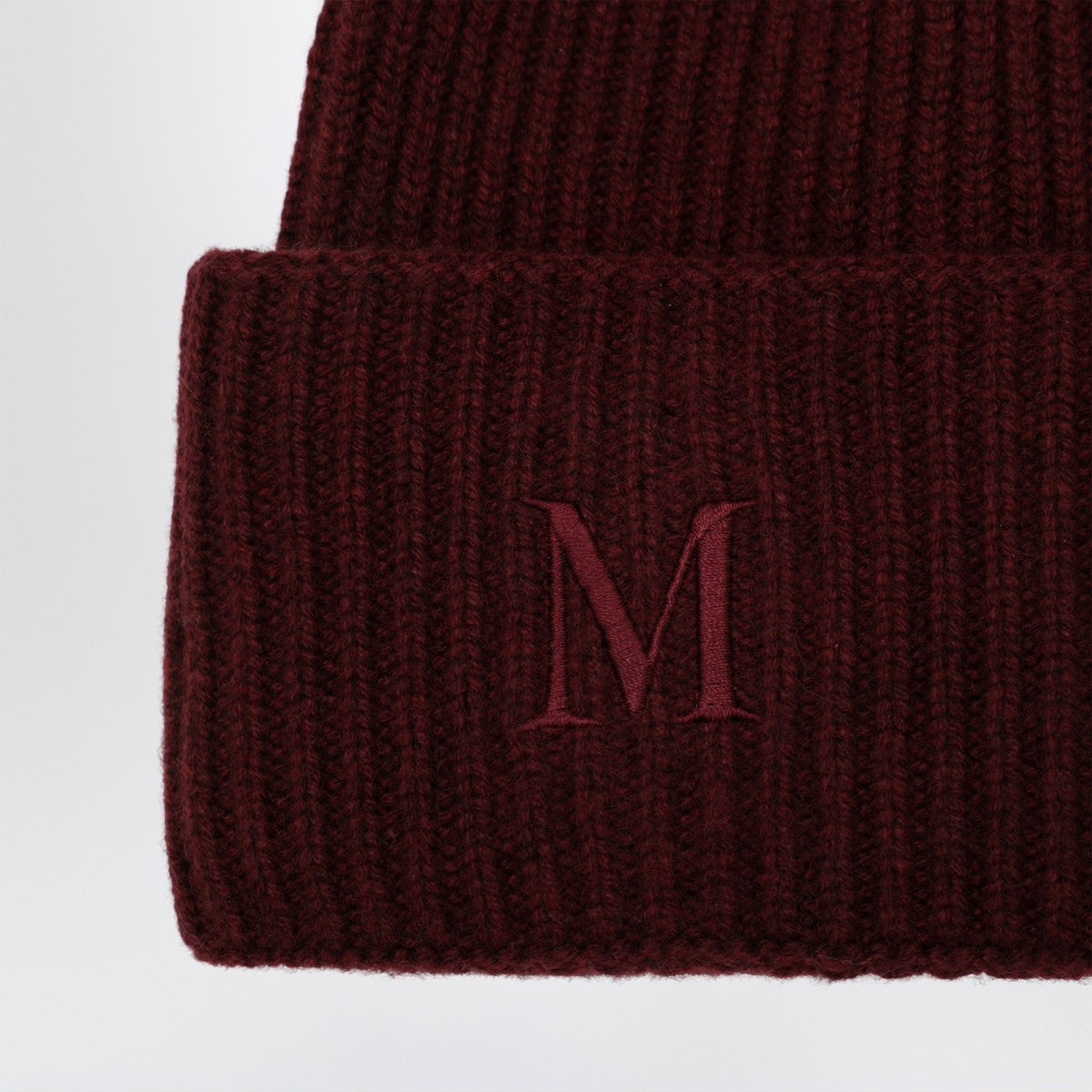 Max Mara Cashmere Beanie in Raspberry Max Mara